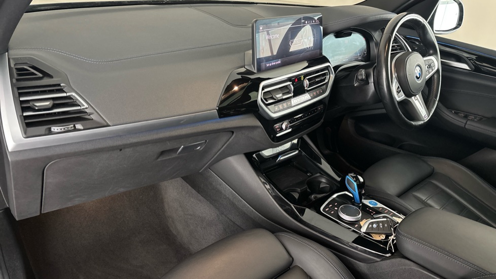 BMW iX3 Image 10