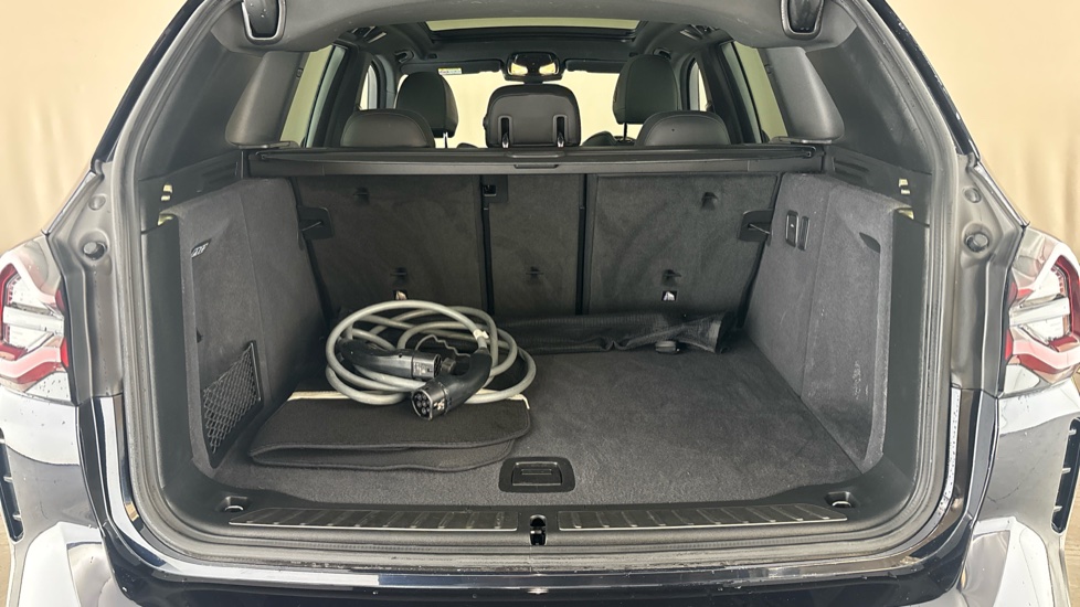 BMW iX3 Image 15