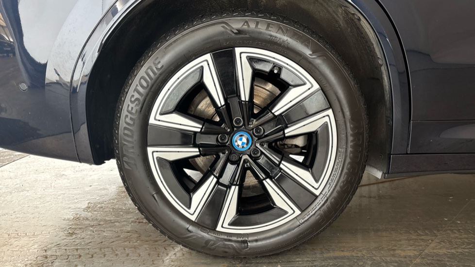 BMW iX3 Image 19