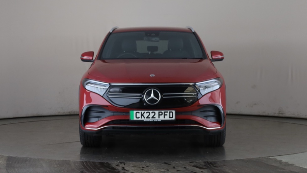 MERCEDES EQA Image 8