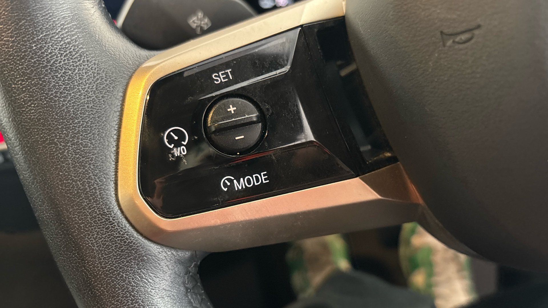 4027423 240kW xDrive40 M Sport 76.6kWh 5dr Auto