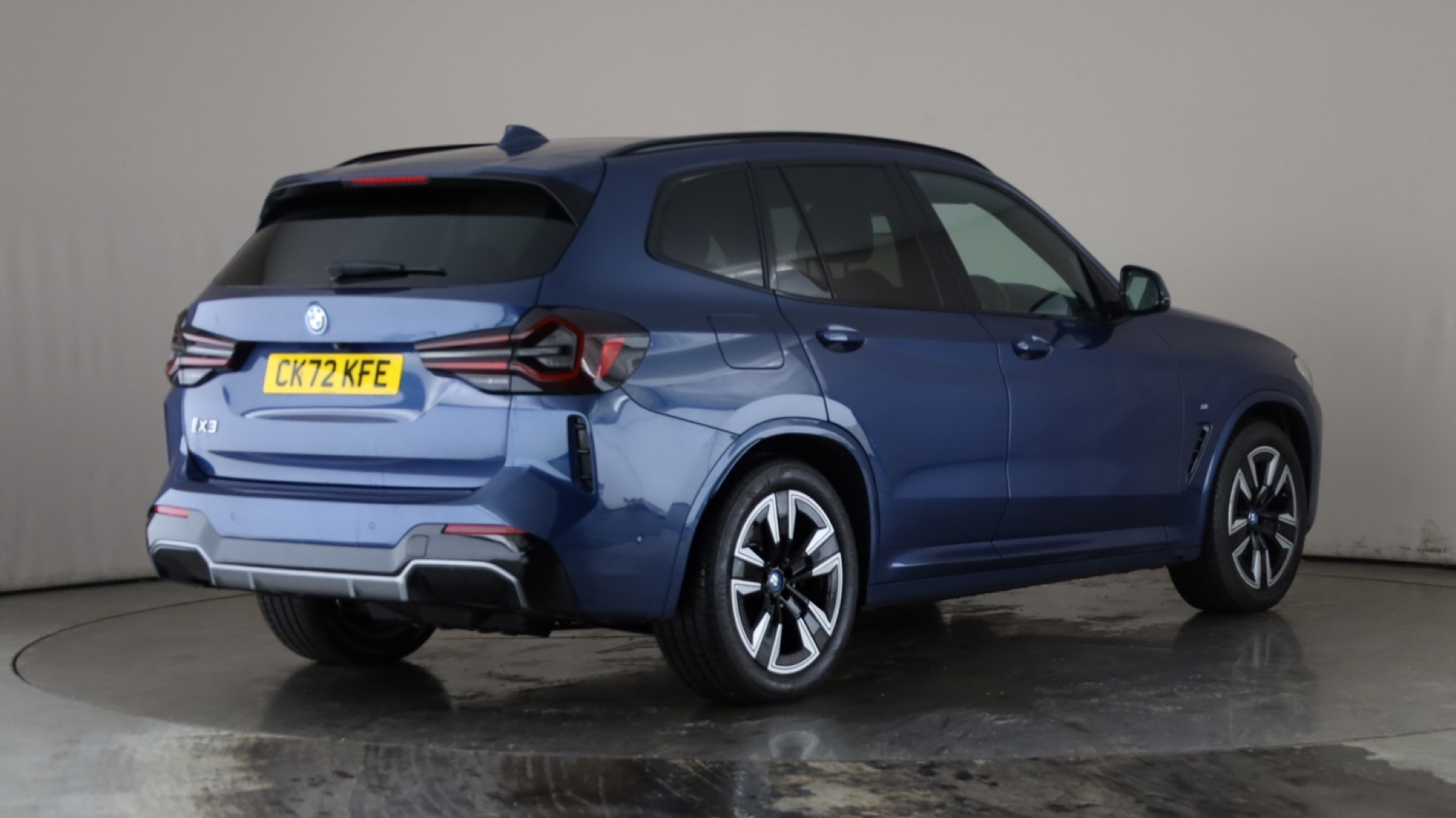 4020750 210kW M Sport 80kWh 5dr Auto