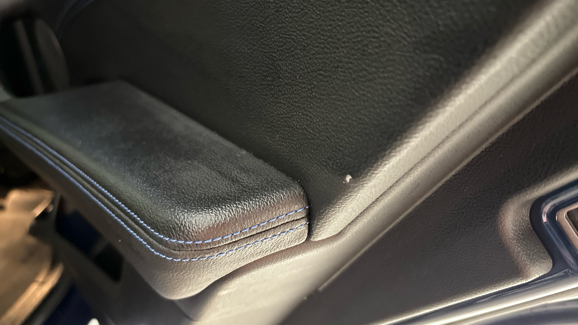 4020750 210kW M Sport 80kWh 5dr Auto