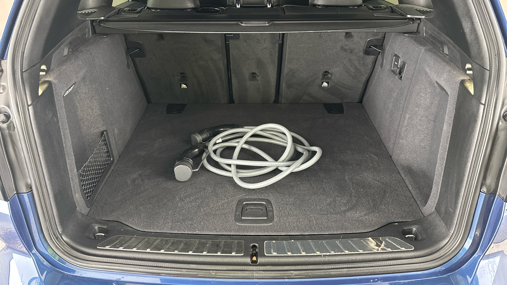 4020750 210kW M Sport 80kWh 5dr Auto