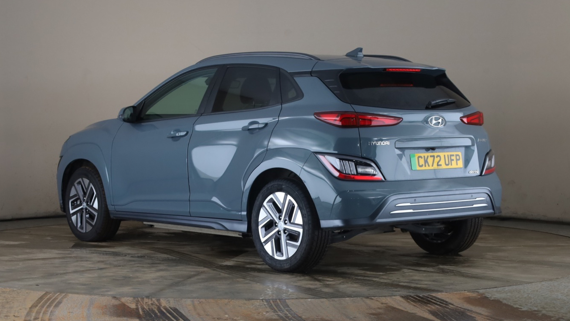 150kW Premium 64kWh 5dr Auto [2022]