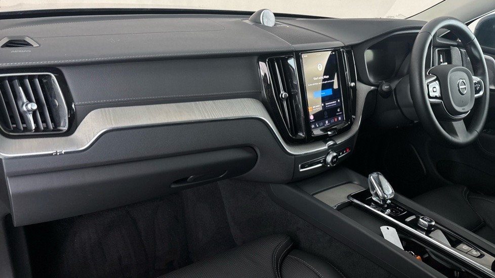 VOLVO XC60 Image 10