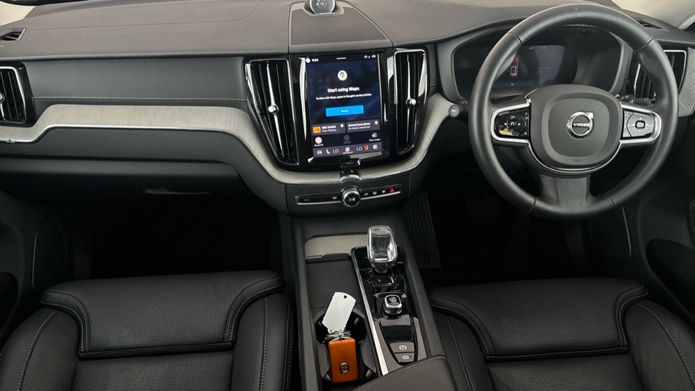 VOLVO XC60 Image 11