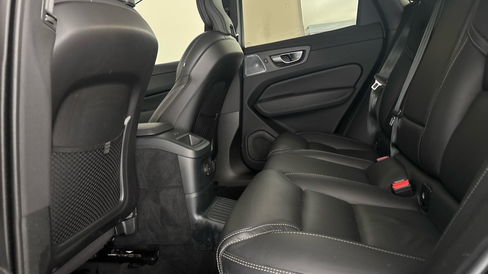VOLVO XC60 Image 14
