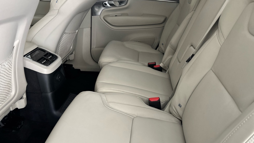 VOLVO XC90 Image 14
