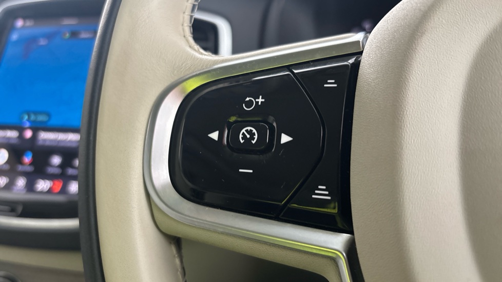VOLVO XC90 cruise control