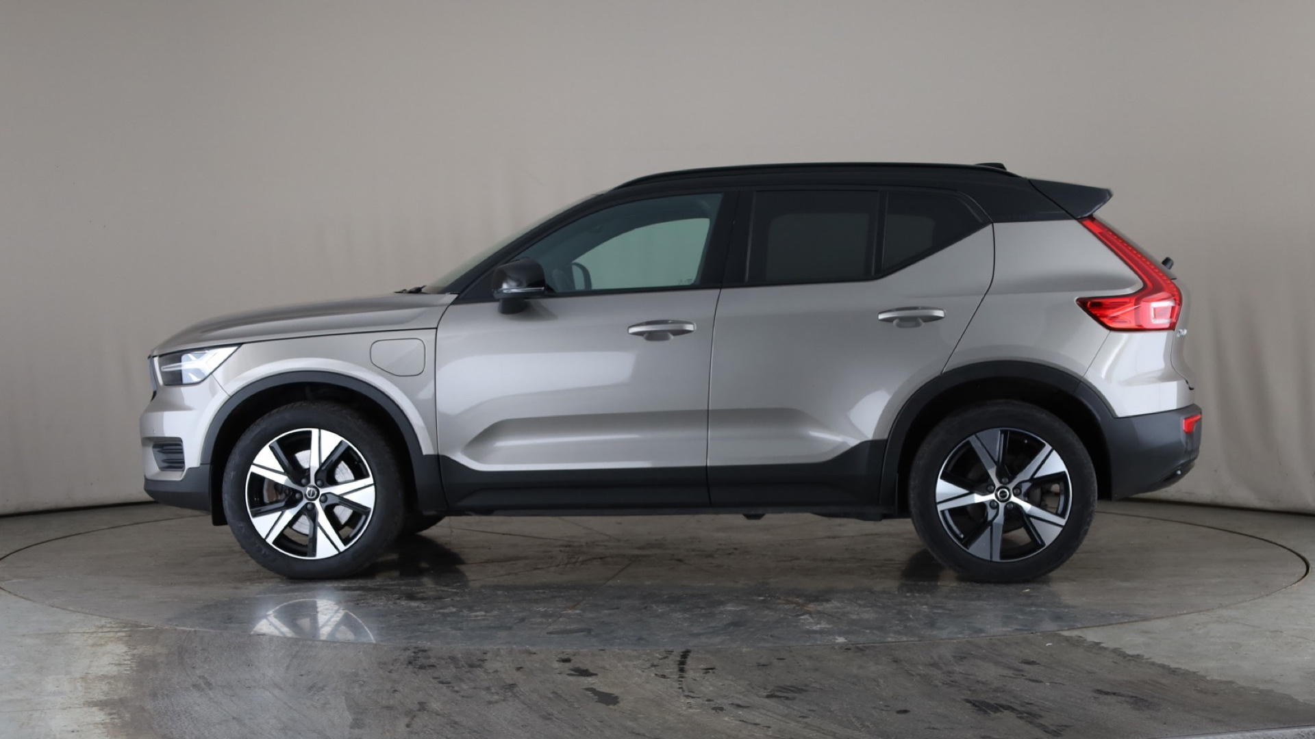 1.5 T4 Recharge PHEV R DESIGN 5dr Auto