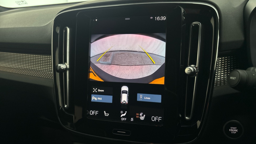 VOLVO XC40 Reverse camera