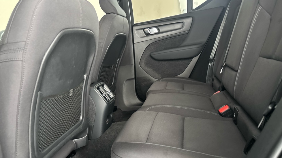 VOLVO XC40 Image 14