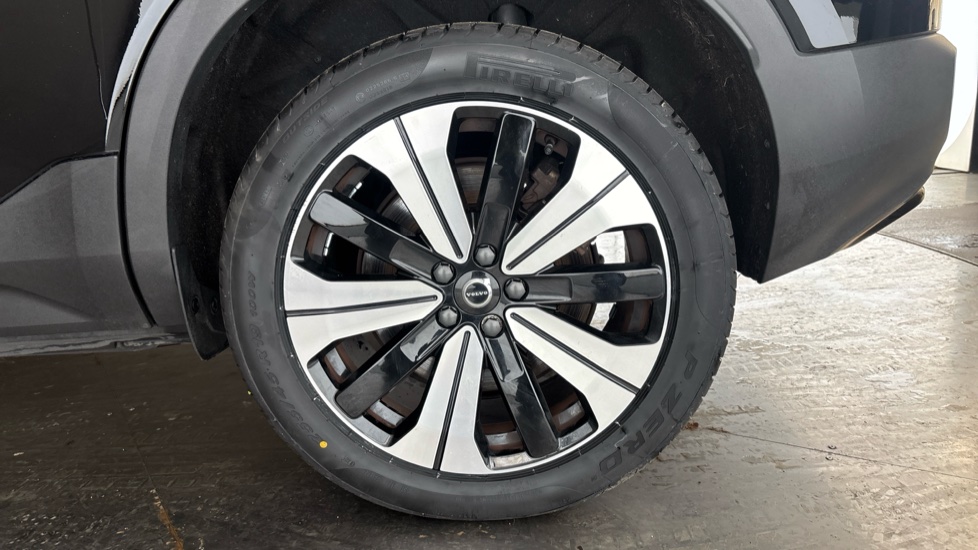 VOLVO XC40 Image 18