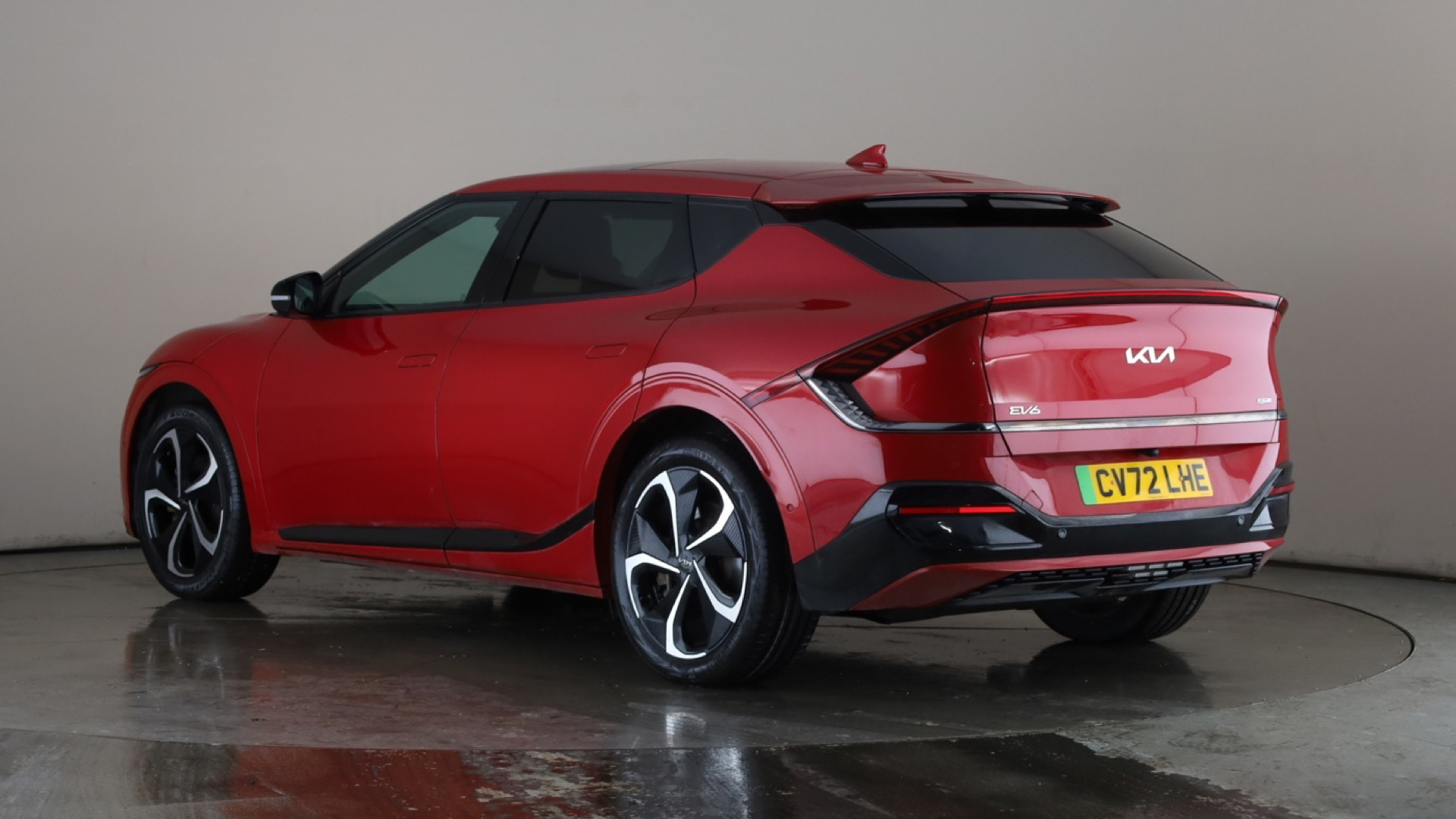 4027736 236kW GT Line S 77.4kWh 5dr AWD Auto