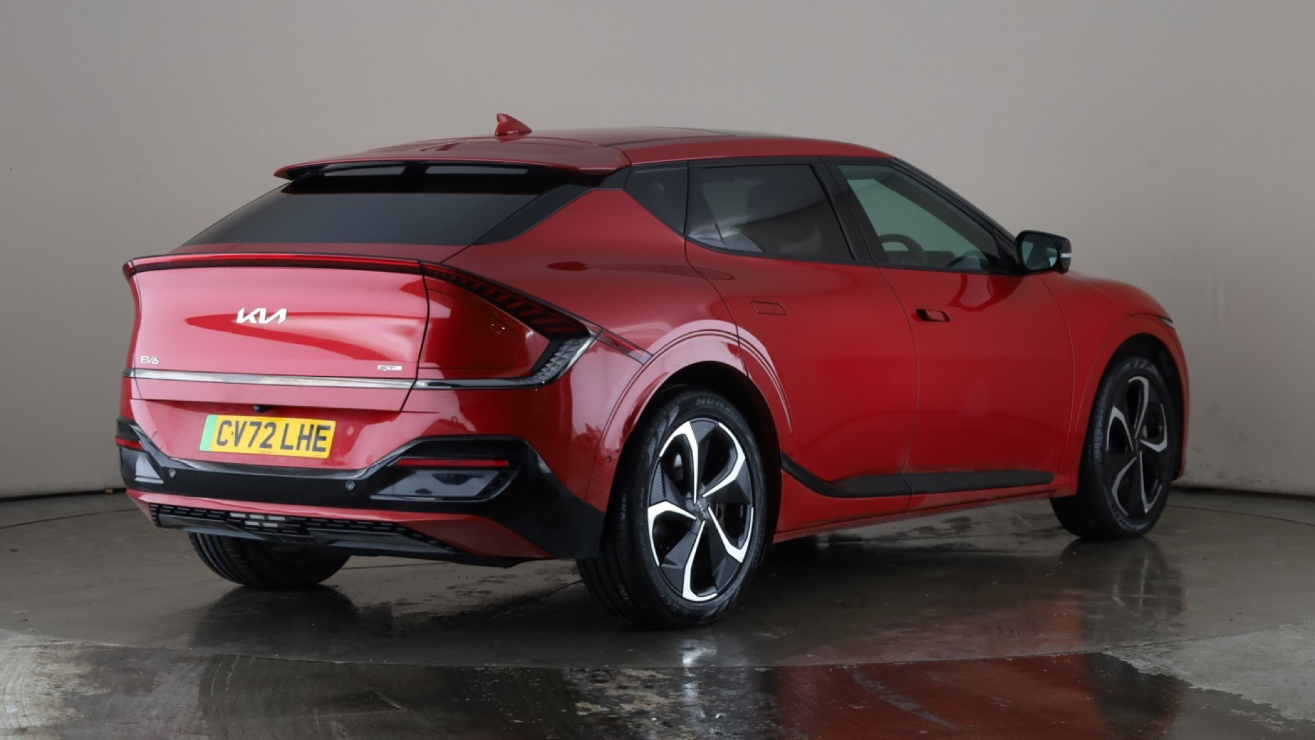 4027736 236kW GT Line S 77.4kWh 5dr AWD Auto