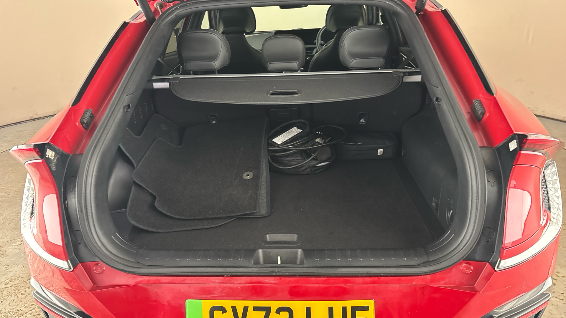 4027736 236kW GT Line S 77.4kWh 5dr AWD Auto