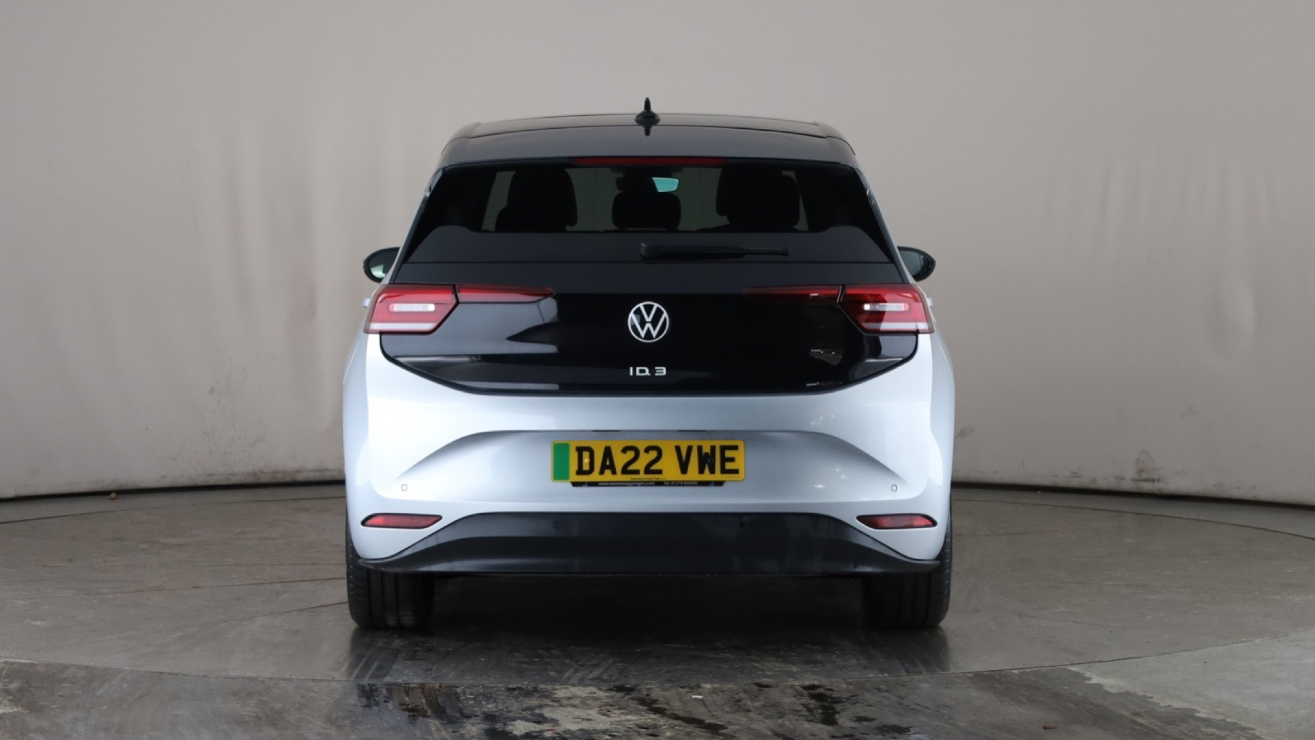 4020797 150kW Family Pro Performance 58kWh 5dr Auto