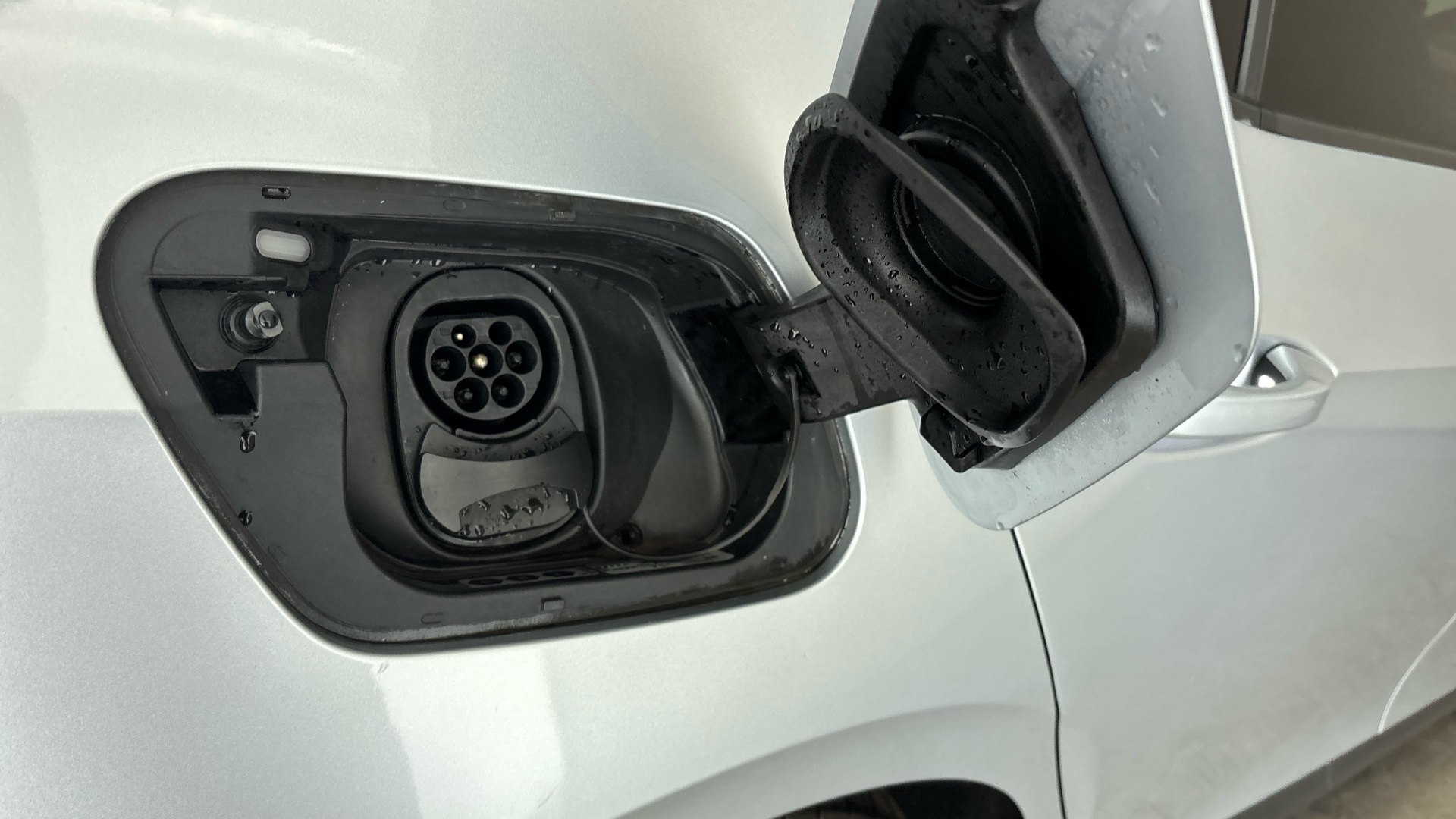 4020797 150kW Family Pro Performance 58kWh 5dr Auto