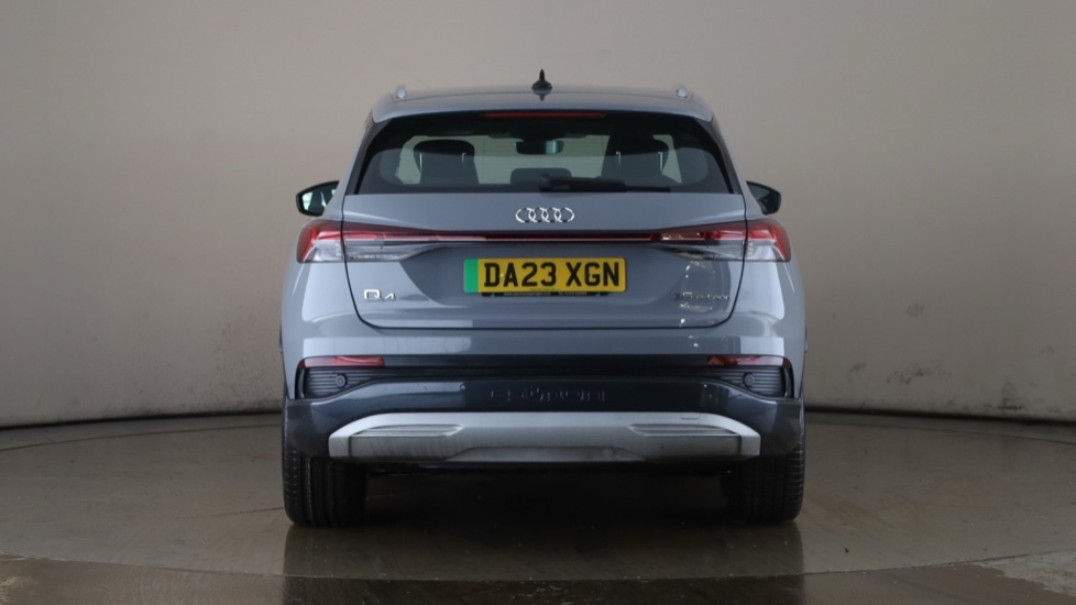 AUDI Q4 Image 4