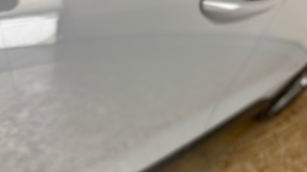 AUDI Q4 dent