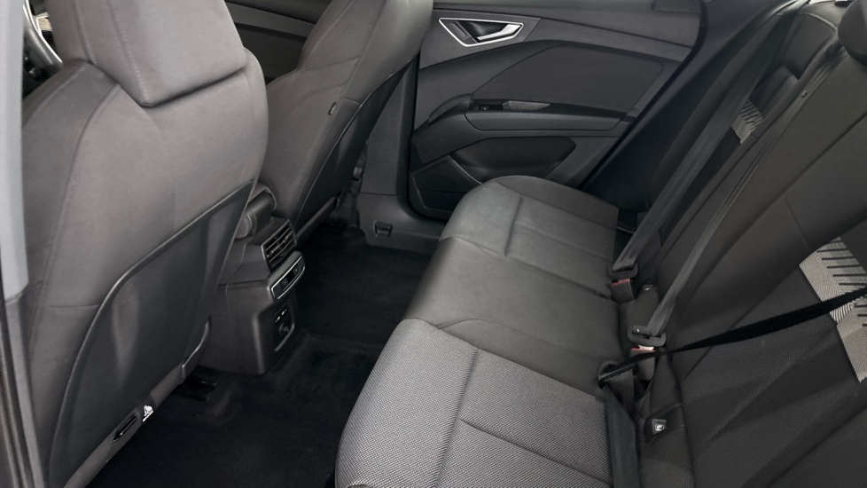 AUDI Q4 Image 14