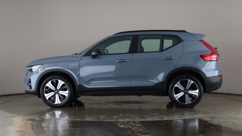 VOLVO XC40 Image 2