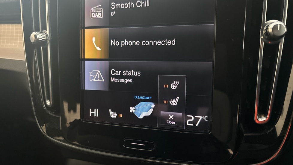 VOLVO XC40 Heated interior