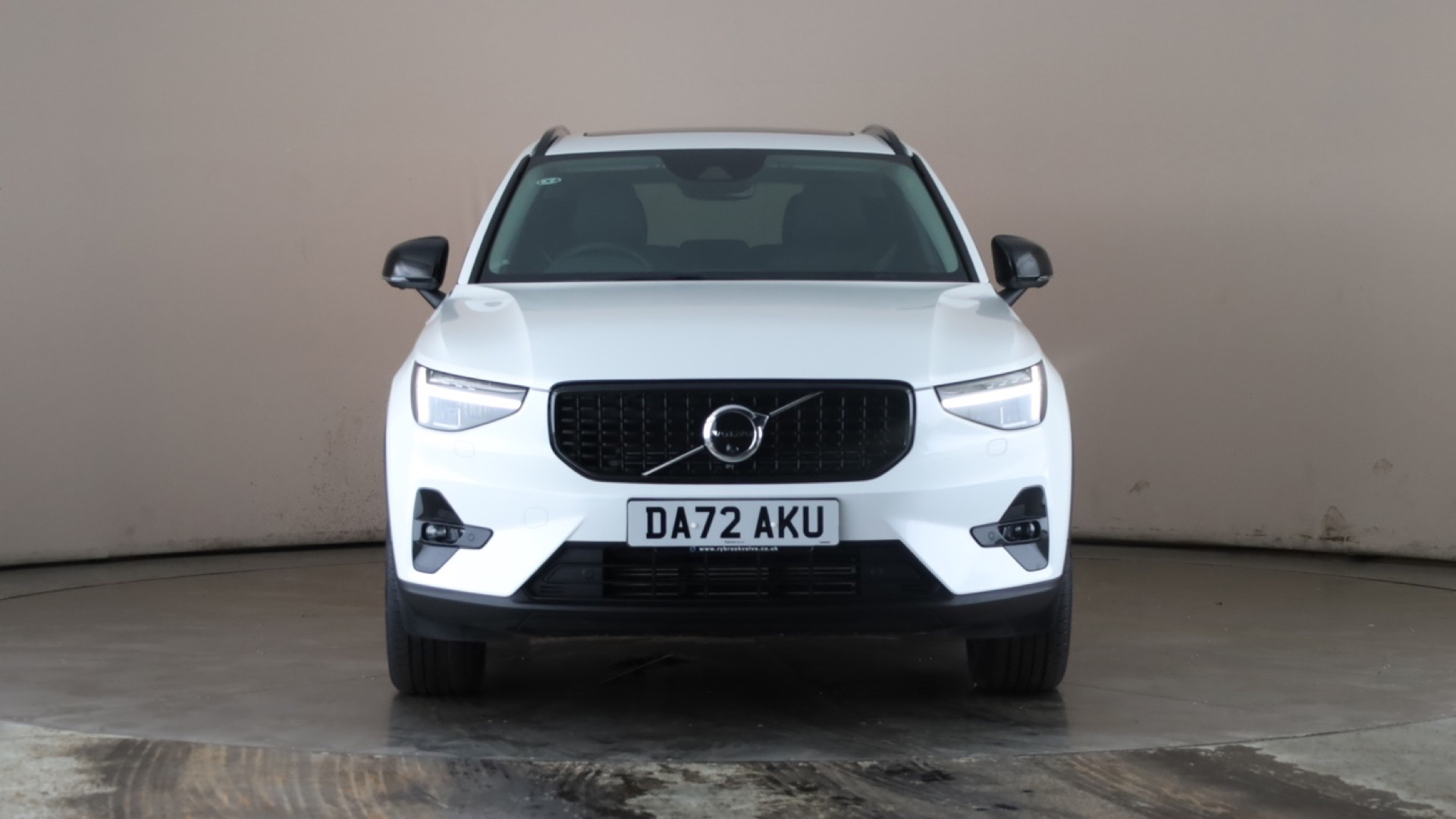 4027562 1.5 T5 Recharge PHEV Ultimate Dark 5dr Auto