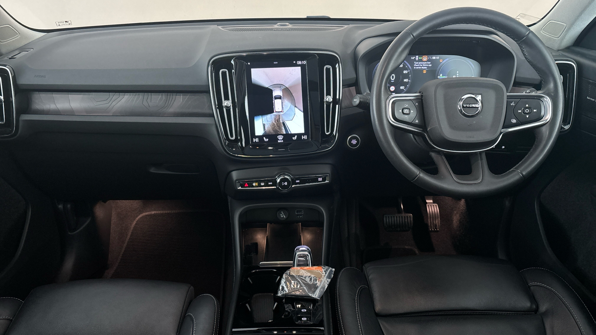 4027562 1.5 T5 Recharge PHEV Ultimate Dark 5dr Auto