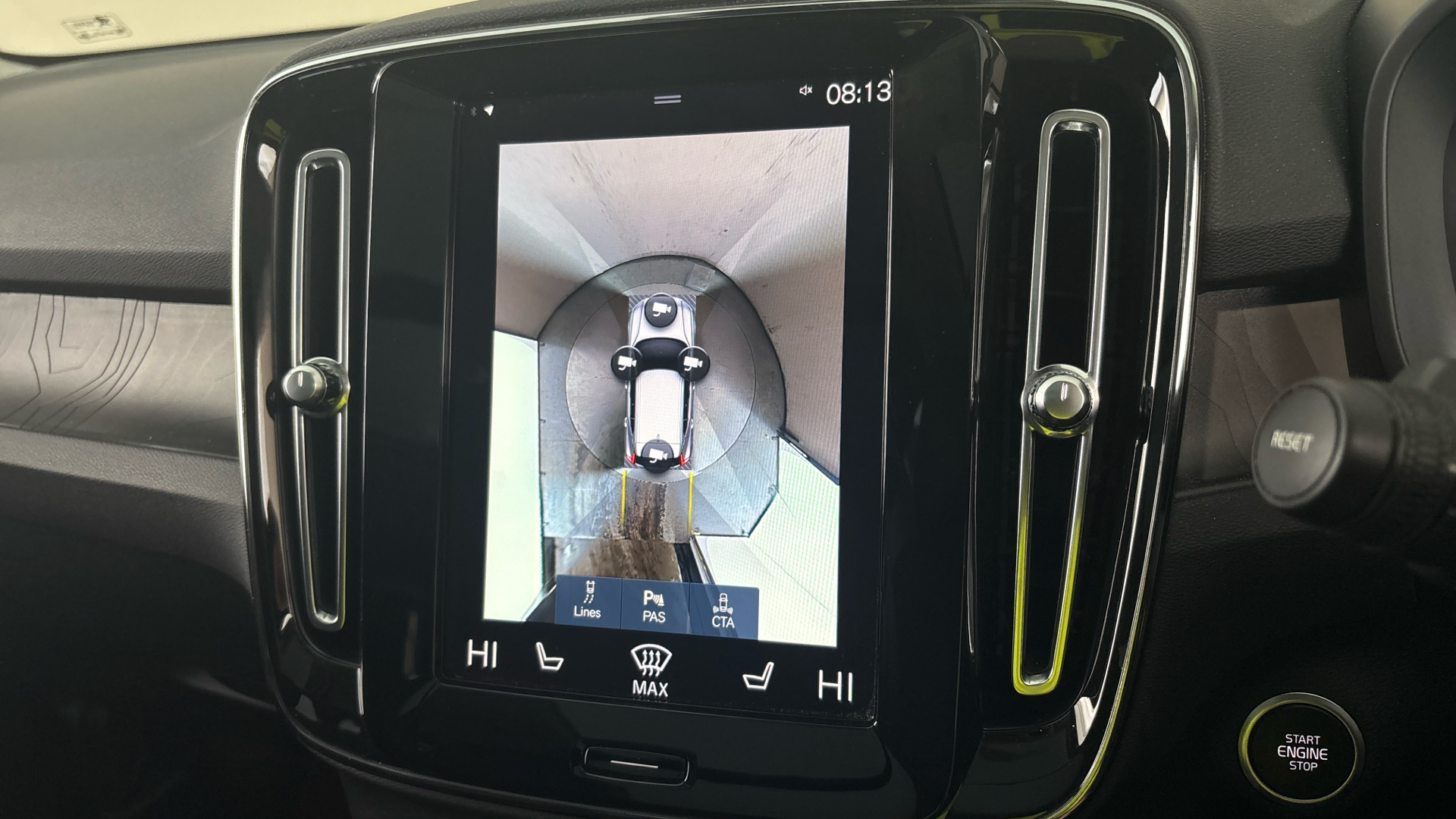 4027562 1.5 T5 Recharge PHEV Ultimate Dark 5dr Auto