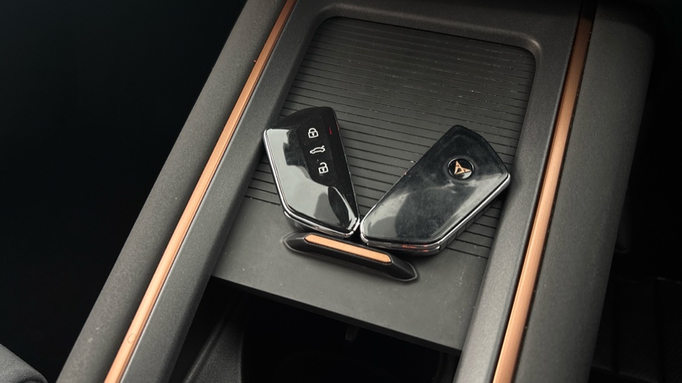 CUPRA BORN 2 keys available