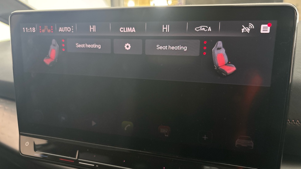 CUPRA BORN Heated seats