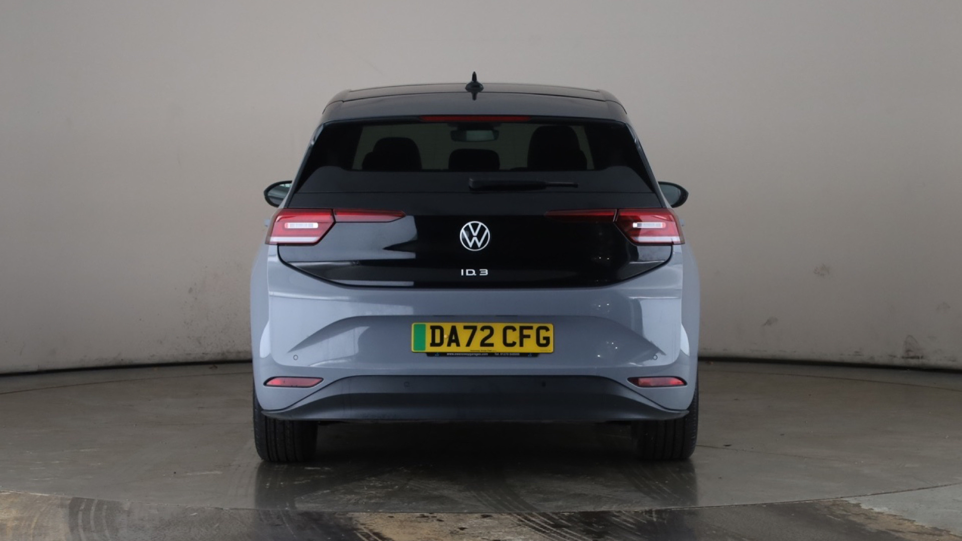 4058318 150kW Family Pro Performance 58kWh 5dr Auto