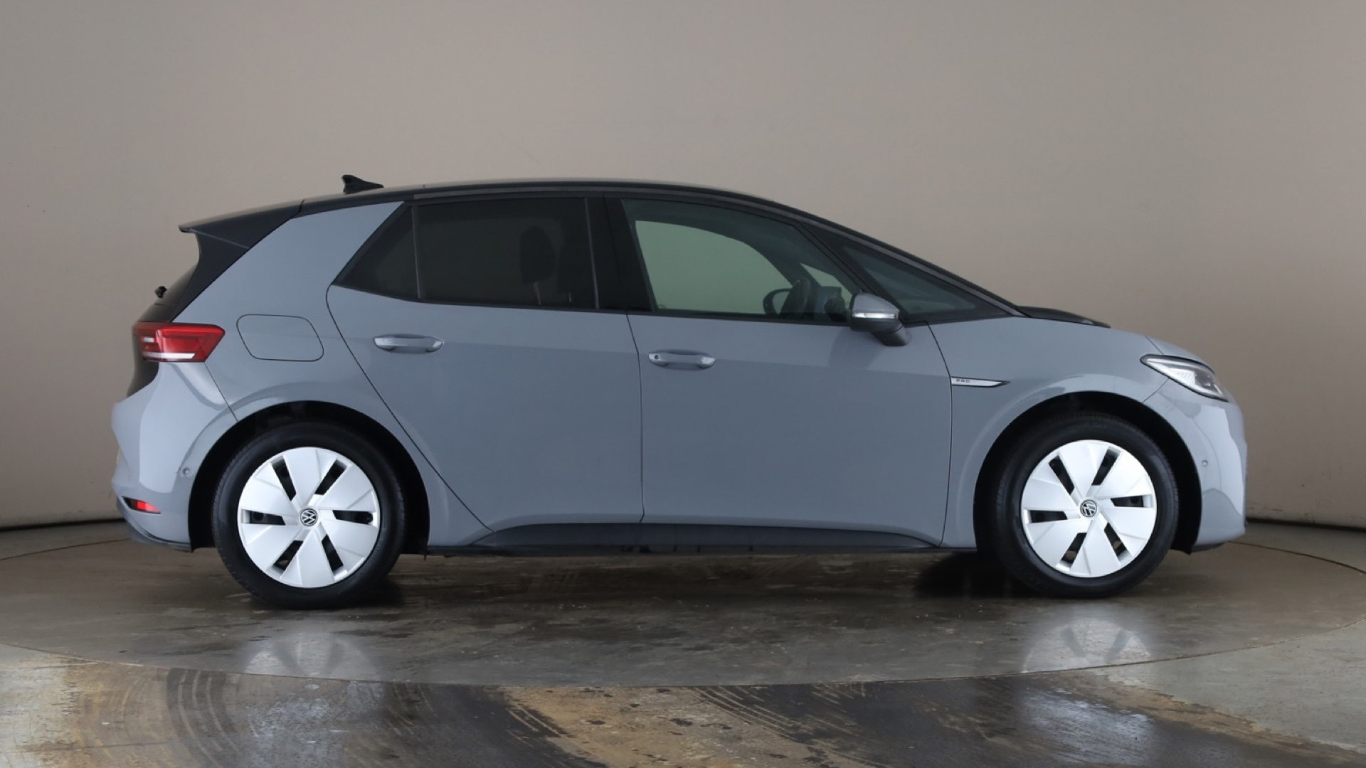 4058318 150kW Family Pro Performance 58kWh 5dr Auto