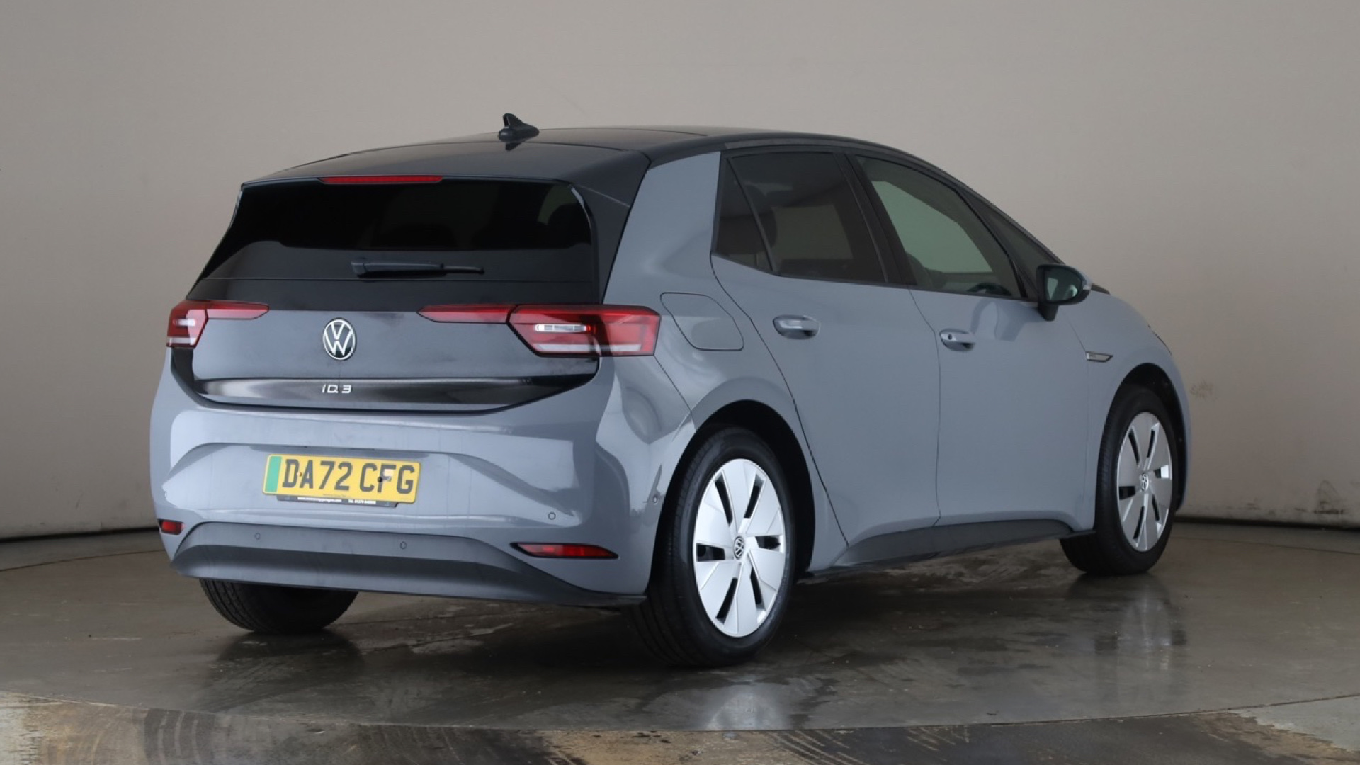 4058318 150kW Family Pro Performance 58kWh 5dr Auto