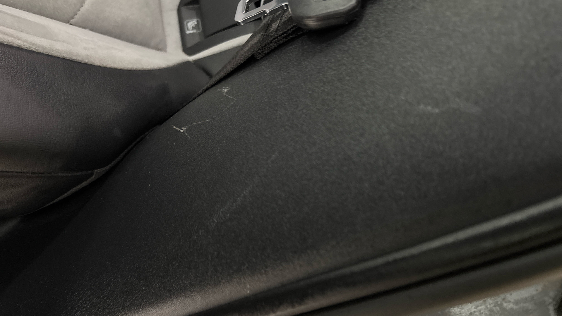 4058318 150kW Family Pro Performance 58kWh 5dr Auto