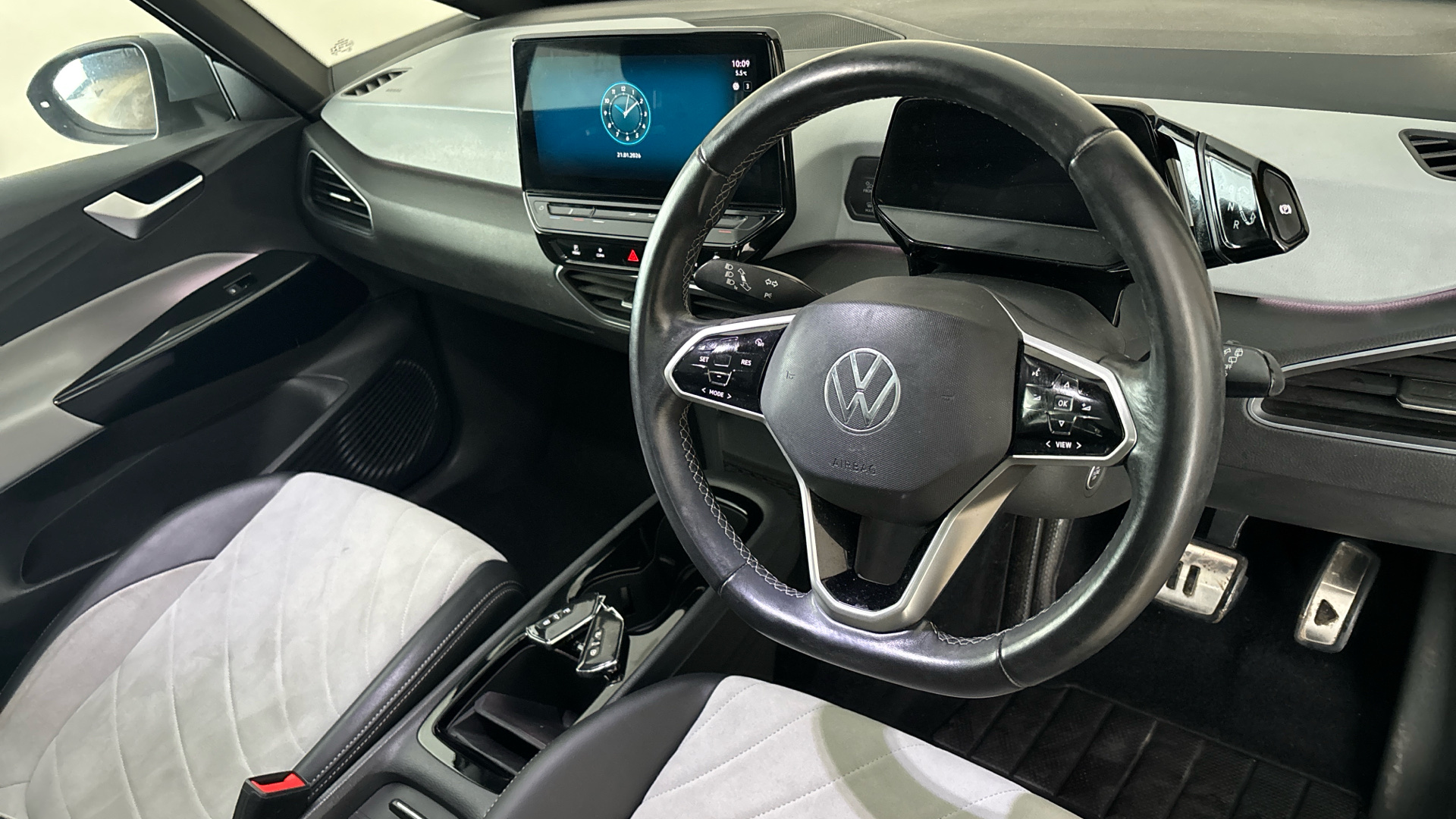 4058318 150kW Family Pro Performance 58kWh 5dr Auto