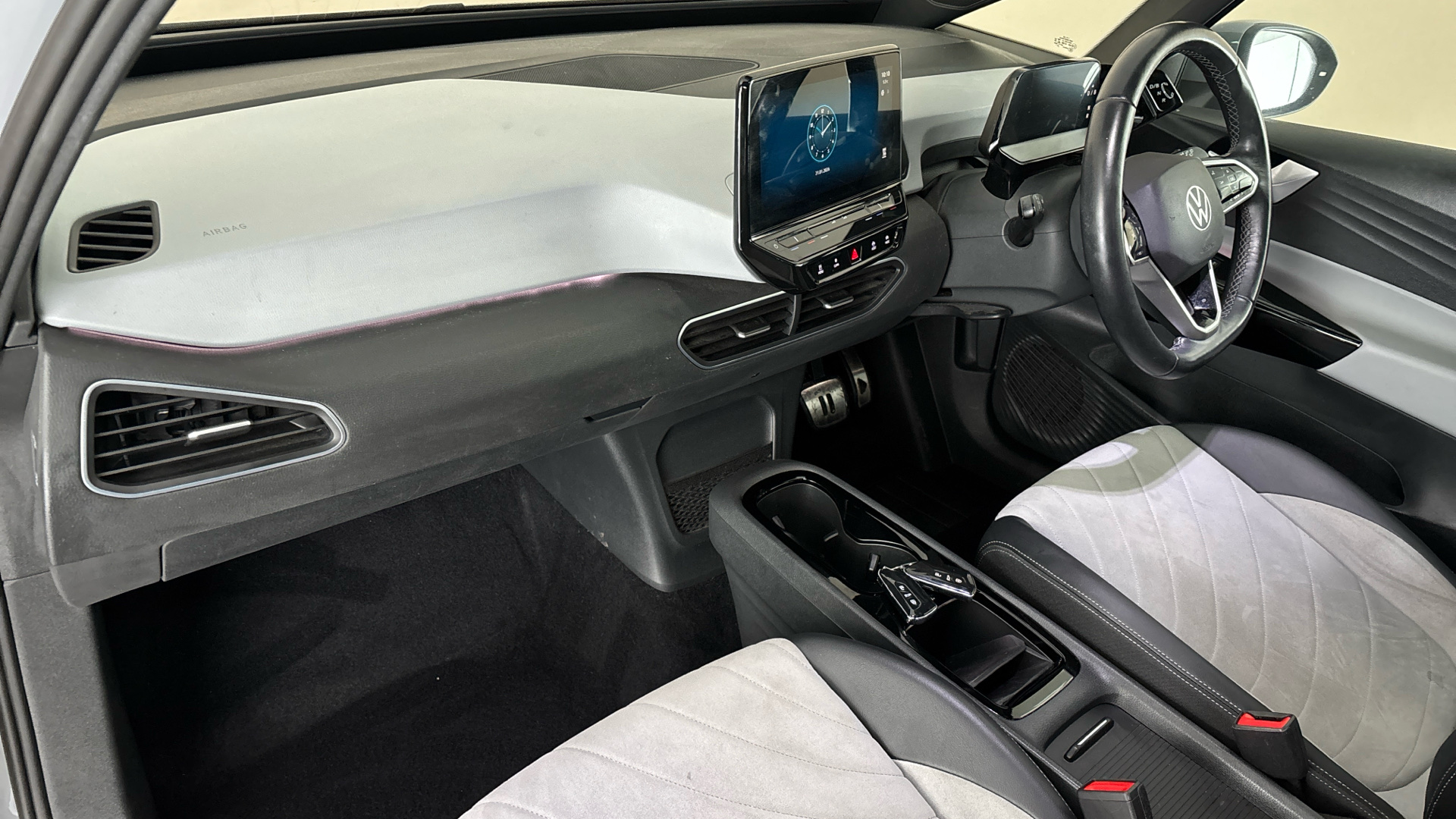 4058318 150kW Family Pro Performance 58kWh 5dr Auto