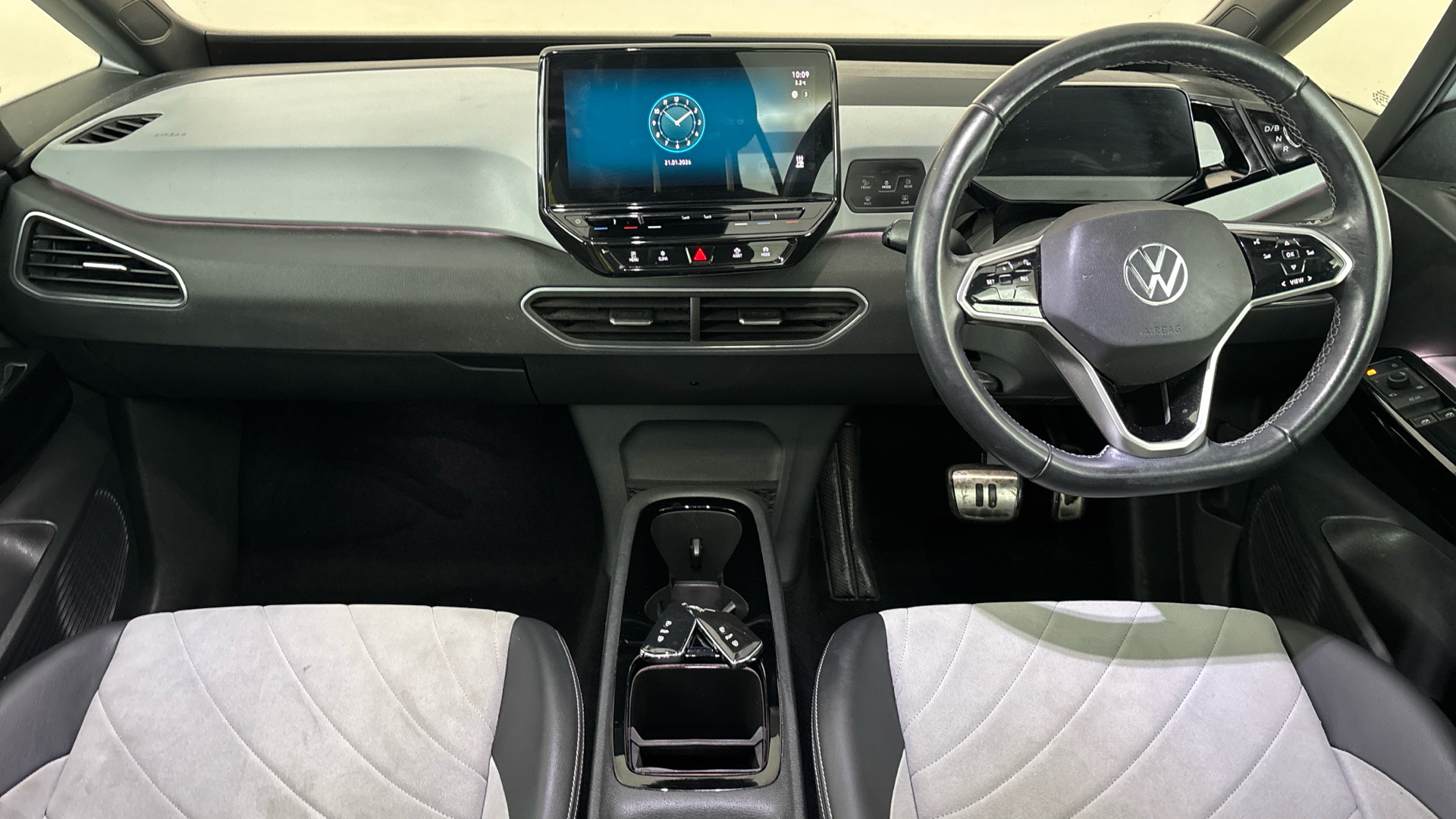 4058318 150kW Family Pro Performance 58kWh 5dr Auto