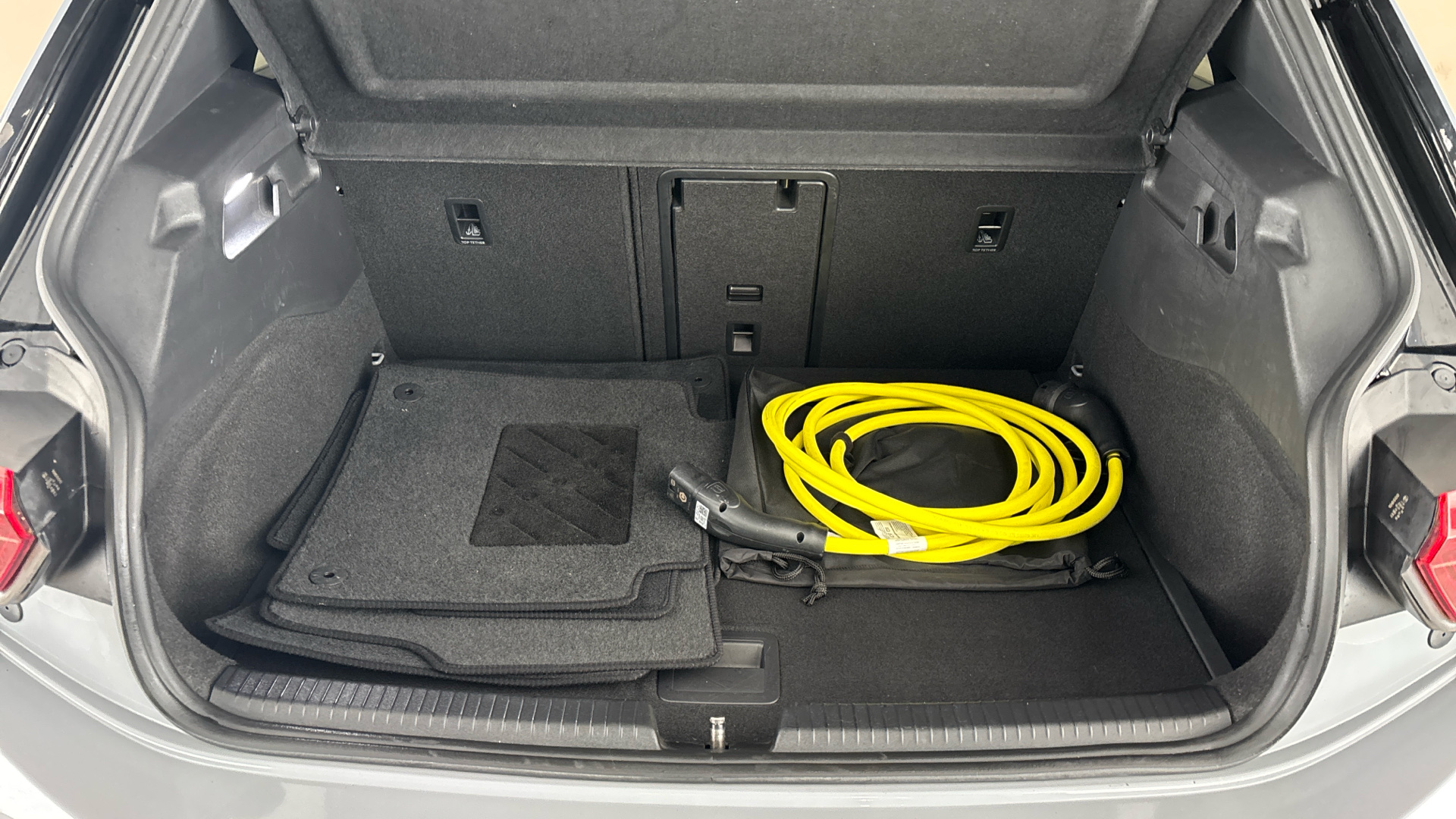 4058318 150kW Family Pro Performance 58kWh 5dr Auto