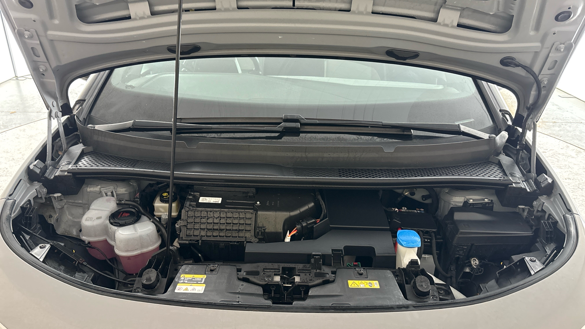 4058318 150kW Family Pro Performance 58kWh 5dr Auto