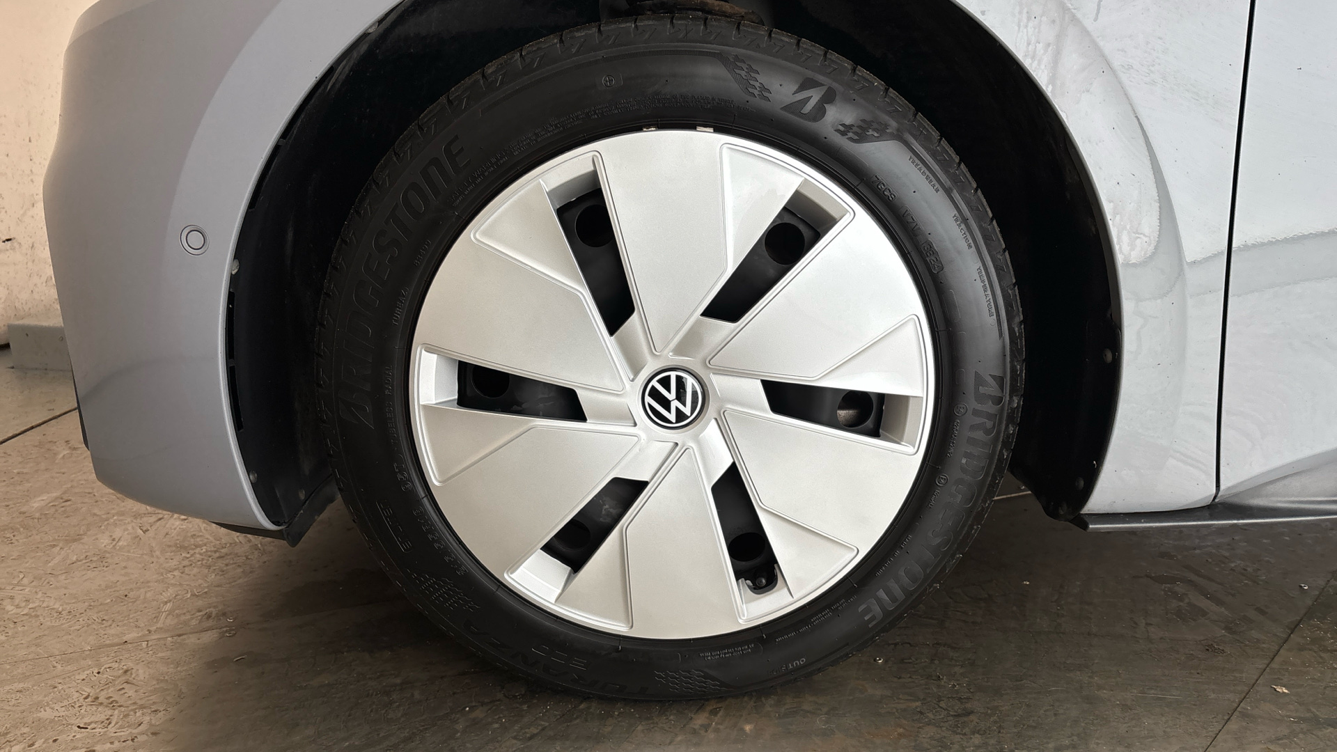 4058318 150kW Family Pro Performance 58kWh 5dr Auto