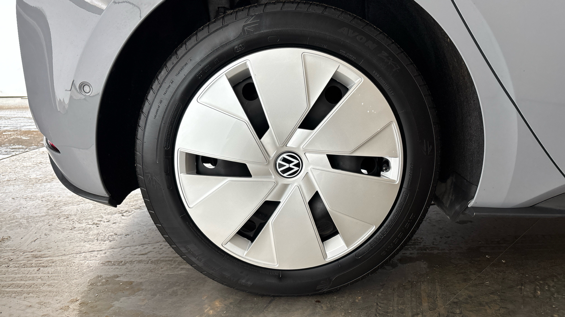 4058318 150kW Family Pro Performance 58kWh 5dr Auto