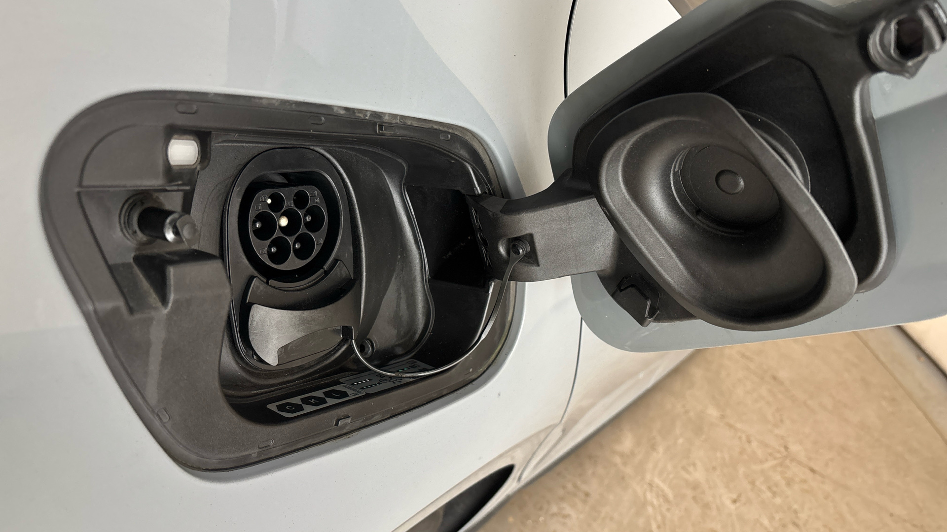 4058318 150kW Family Pro Performance 58kWh 5dr Auto