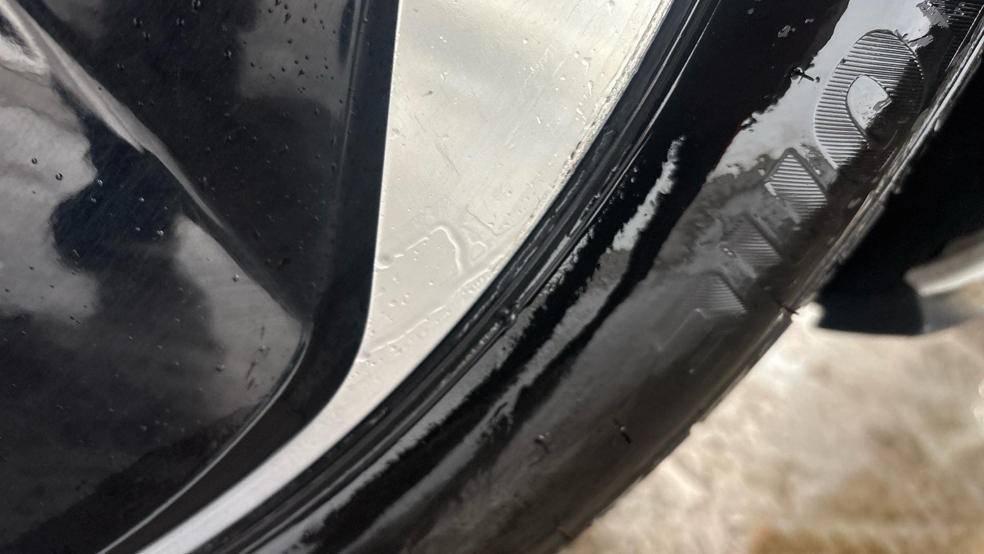 4049546 150kW Life Pro Performance 58kWh 5dr Auto