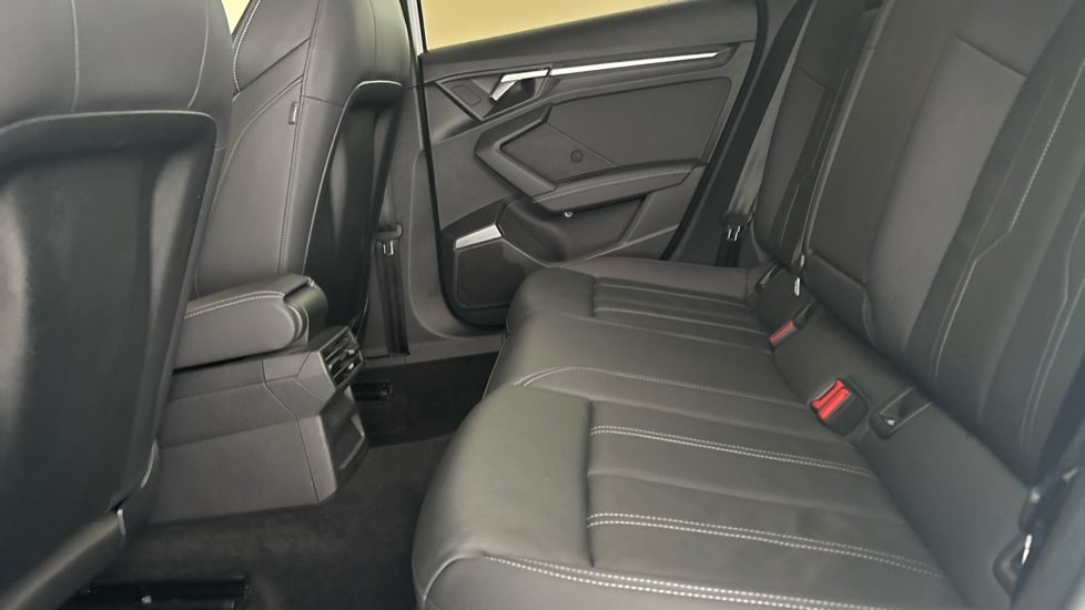 AUDI A3 Image 14