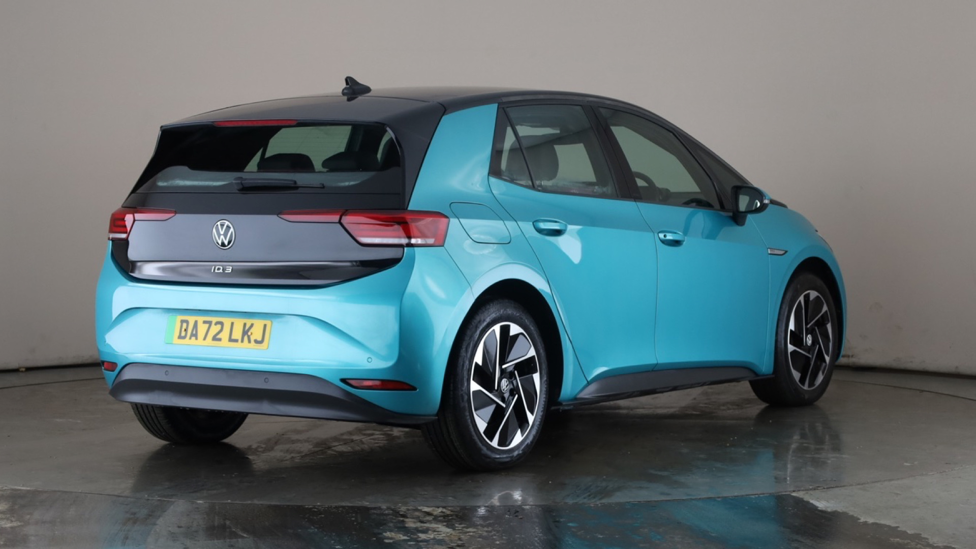 4020844 150kW Life Pro Performance 58kWh 5dr Auto