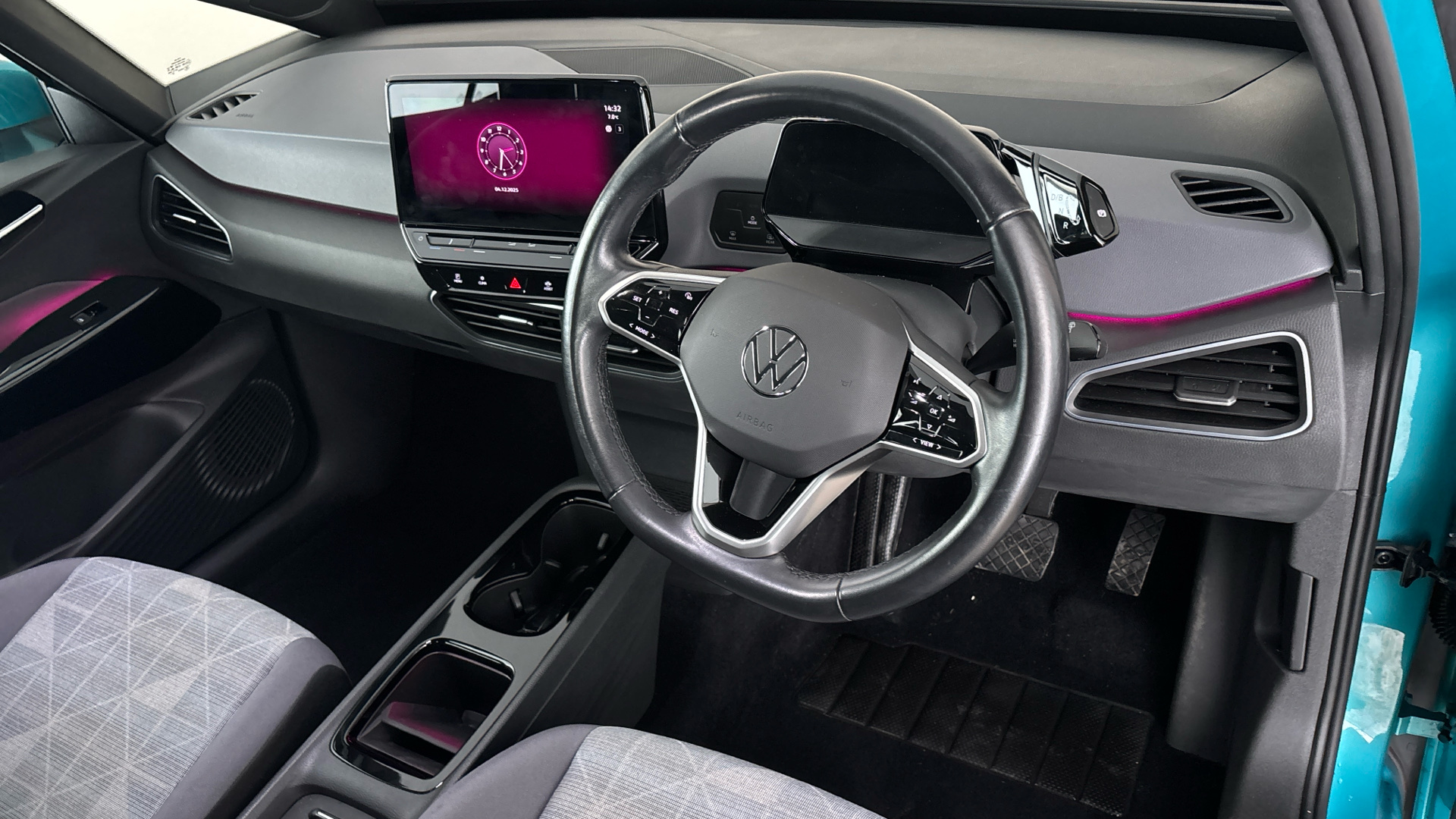 4020844 150kW Life Pro Performance 58kWh 5dr Auto