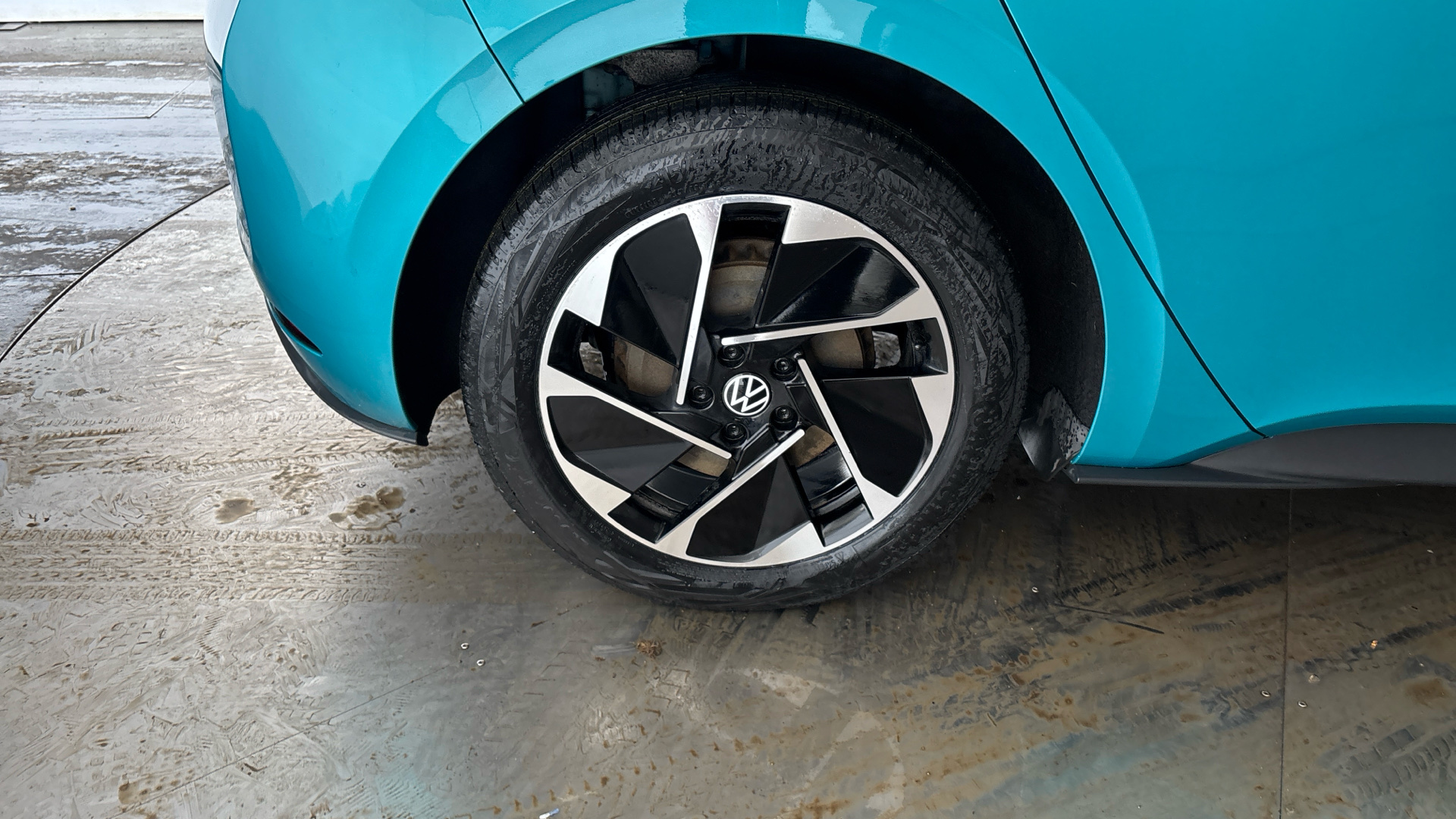 4020844 150kW Life Pro Performance 58kWh 5dr Auto